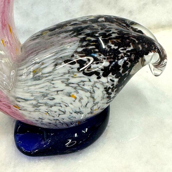 Italian Murano Style Blown Glass Pelican Paperweight With Fish In Bill - Picture 4 of 14